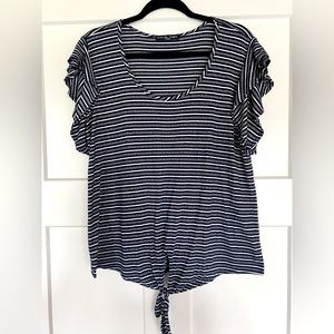 Women’s flutter sleeve top XL